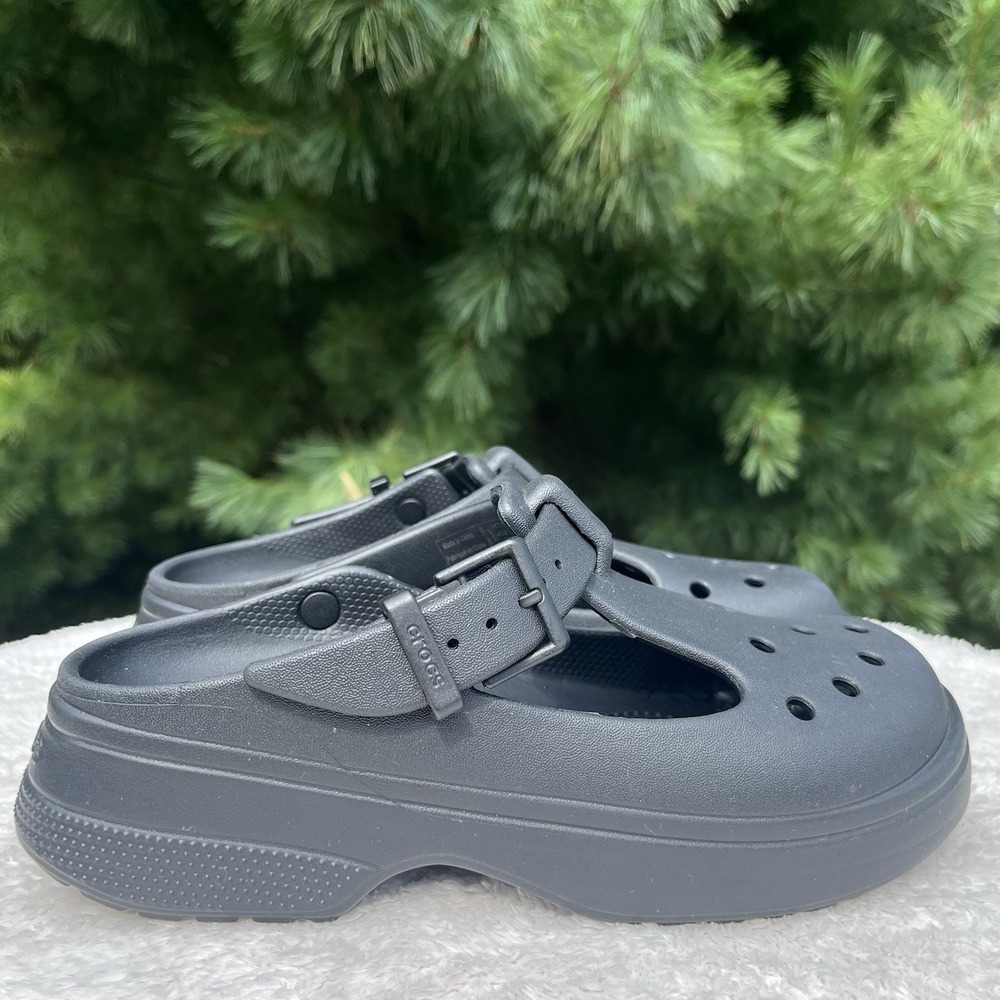 Crocs Classic Mary Jane Clog Womens 7 Black Platform Buckle Slipon Shoe 210581